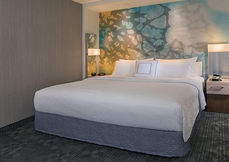 Courtyard By Marriott Youngstown Canfield Exteriör bild