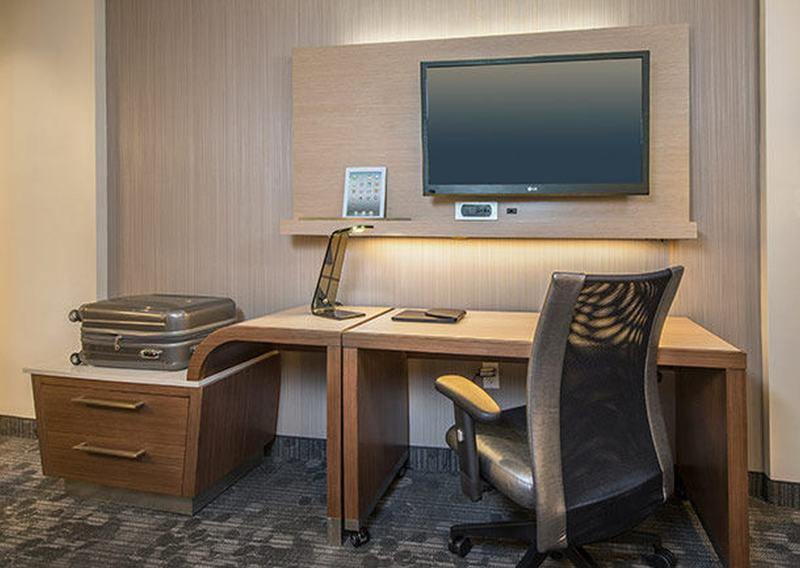 Courtyard By Marriott Youngstown Canfield Exteriör bild