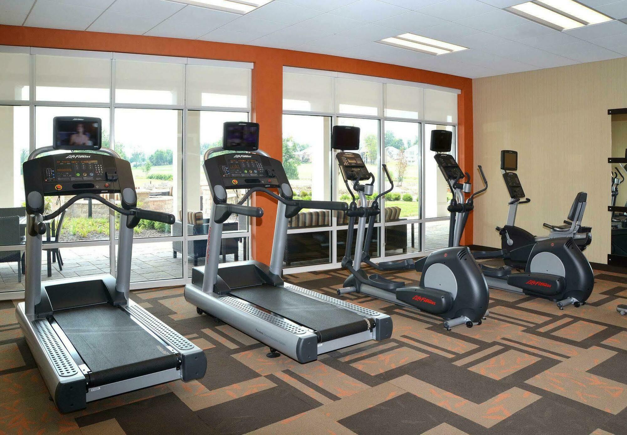 Courtyard By Marriott Youngstown Canfield Exteriör bild